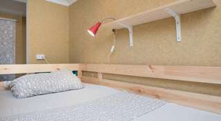 Гостиница Хостел Инжир Сочи Спальное место на двухъярусной кровати в общем 6-местном женском номере-3